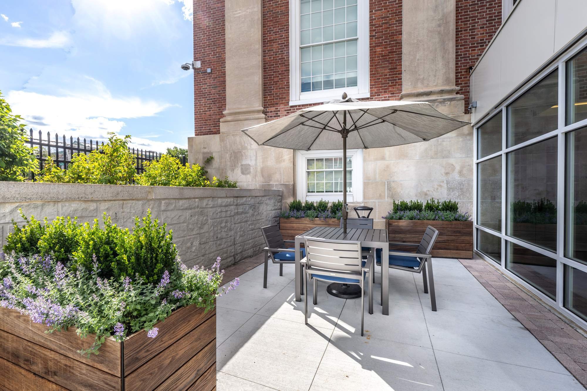 Patio Residences on Lincon Square_Worcester