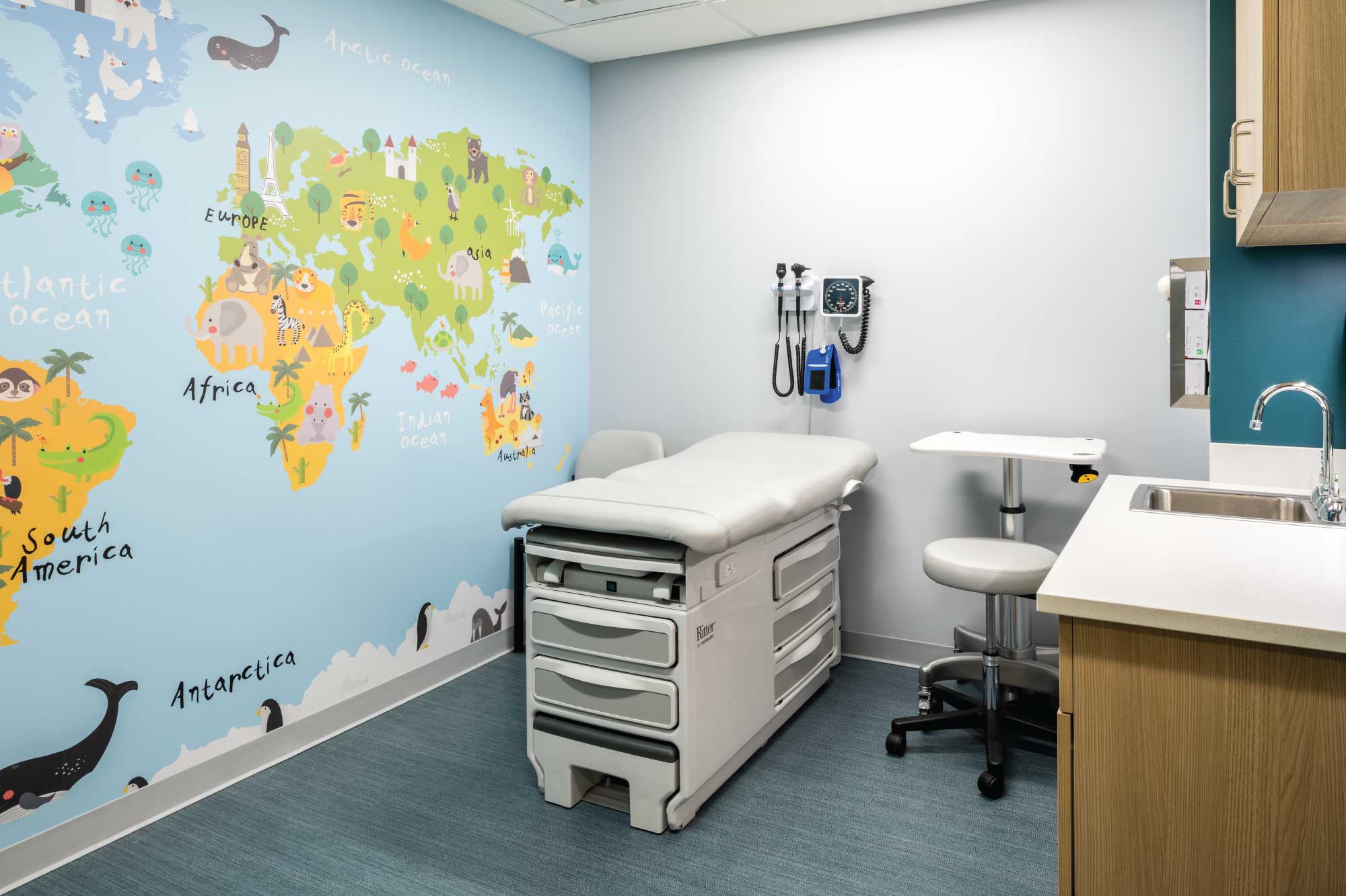 Woburn-Pediatric-Assoc_Healthcare-Interior-Design-Exam-Room_3