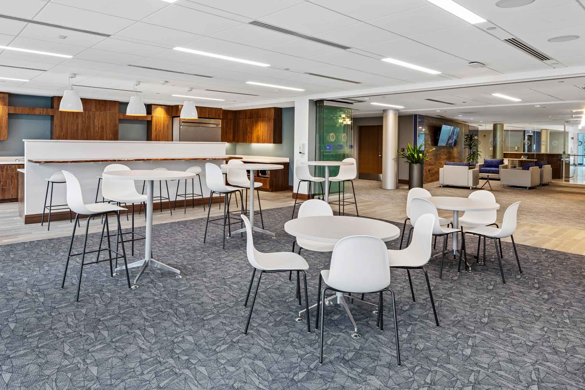Workers-Credit-Union-Corporate-Interior-Design_P10