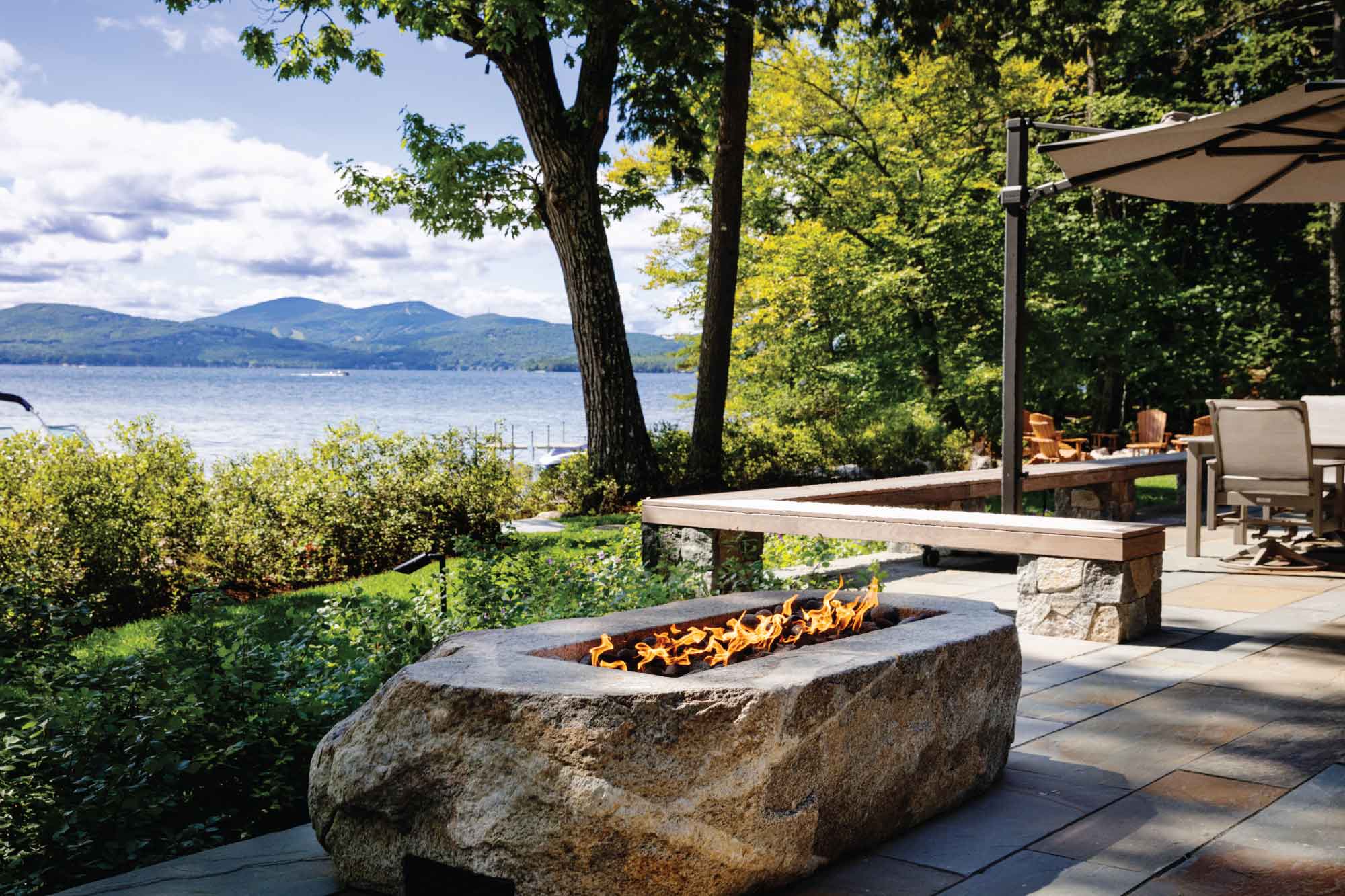 Family Woodland Lakehouse Residential Design Firepit Lakeview