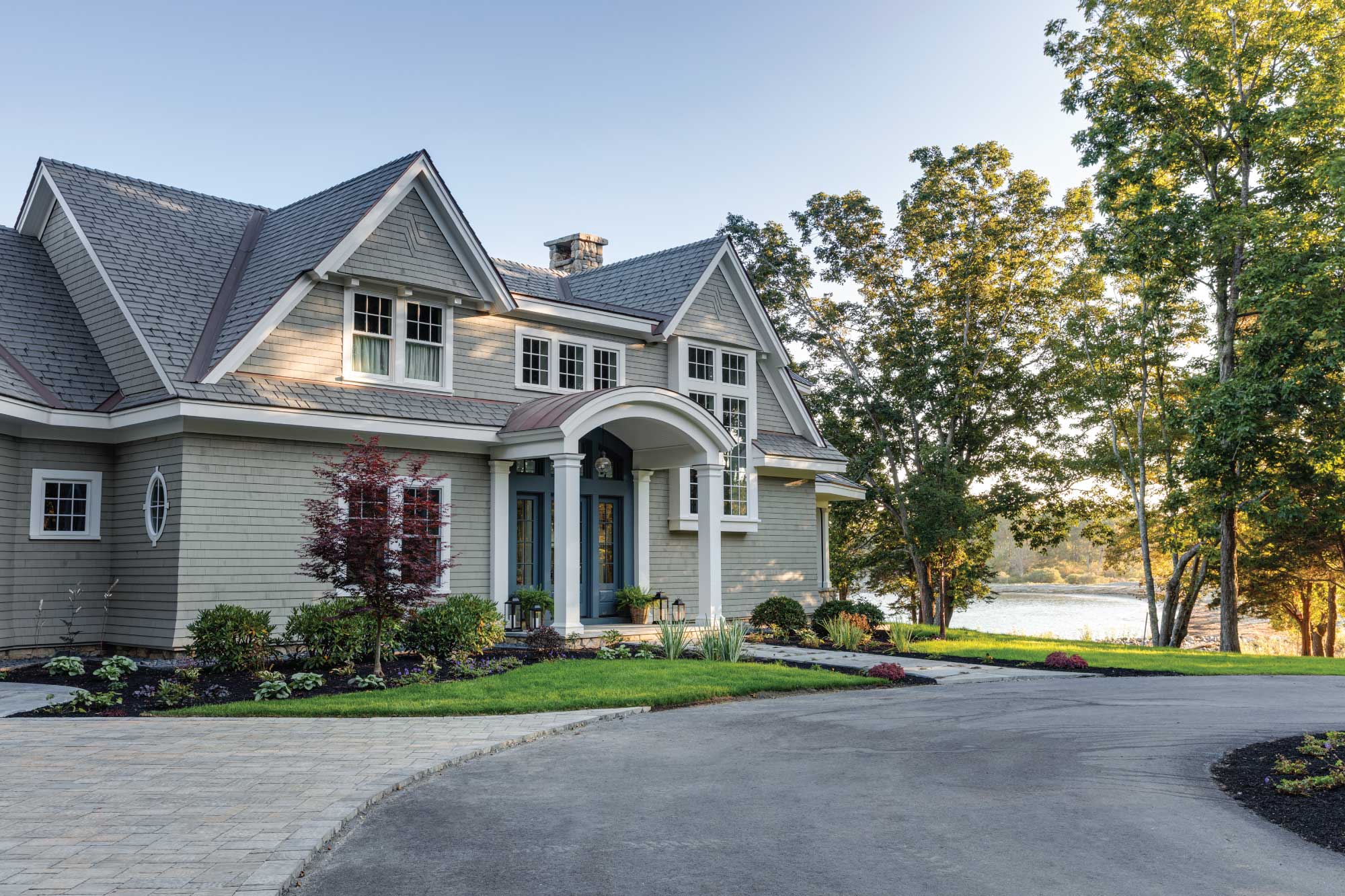 Rocky-Pointe-Residential-Design-Kittery-Maine_PS7_Entrance-Water