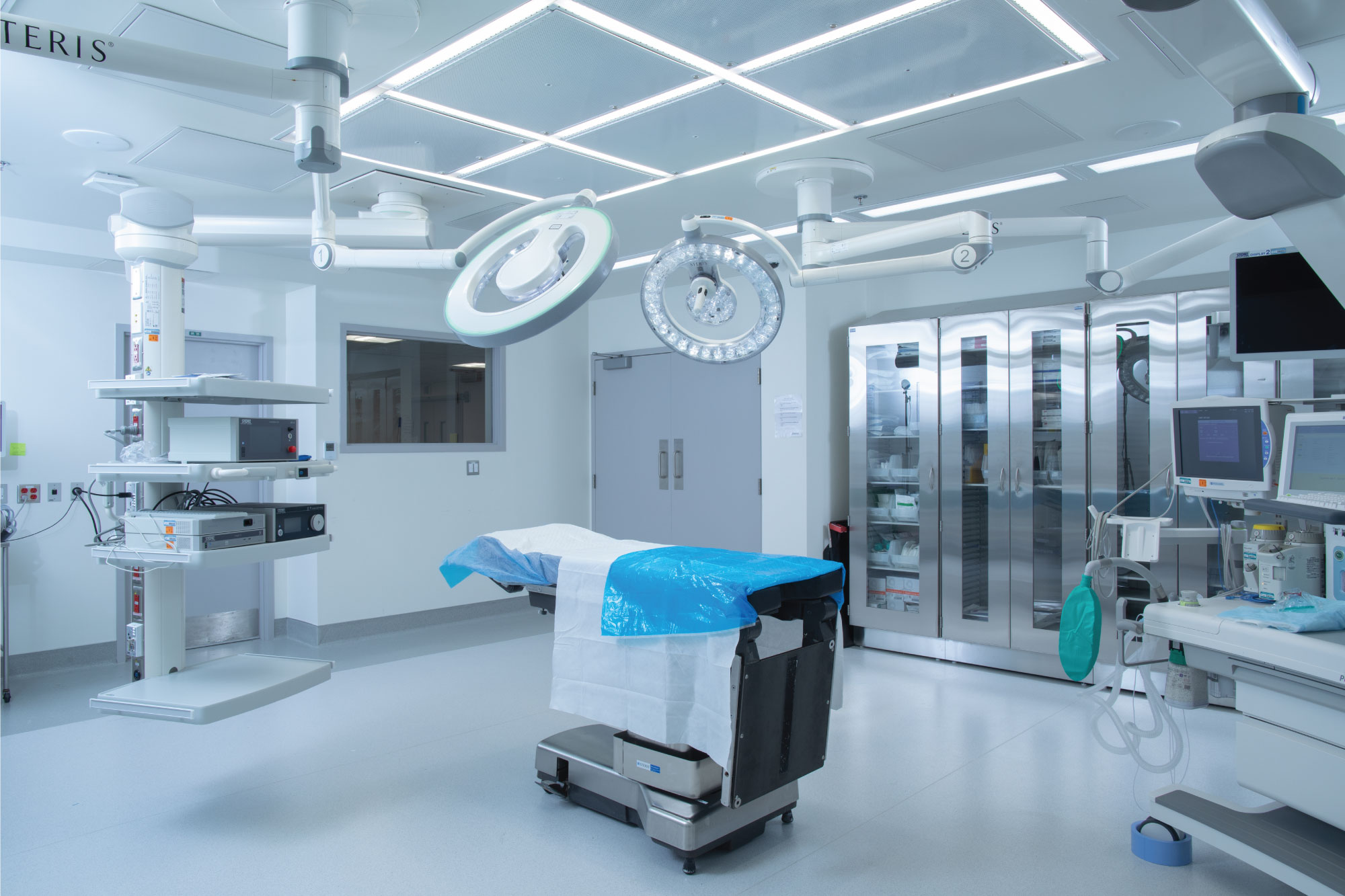 Sturdy Memorial Hospital Design-Operating Room